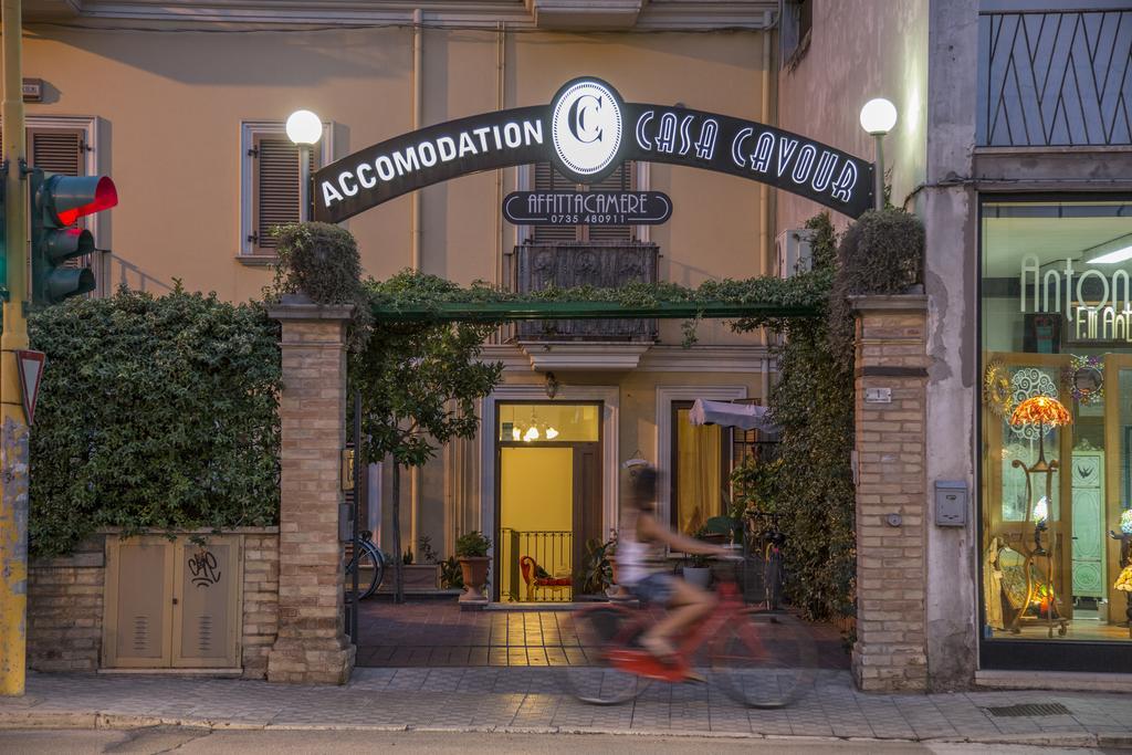 B&B Casa Cavour San Benedetto del Tronto Bagian luar foto