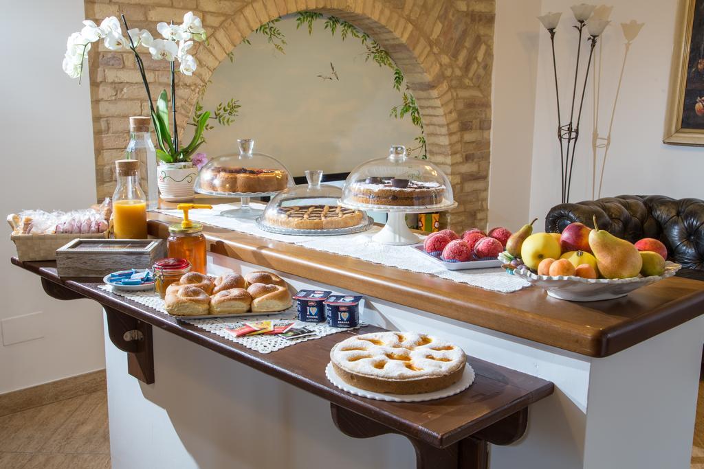 B&B Casa Cavour San Benedetto del Tronto Bagian luar foto